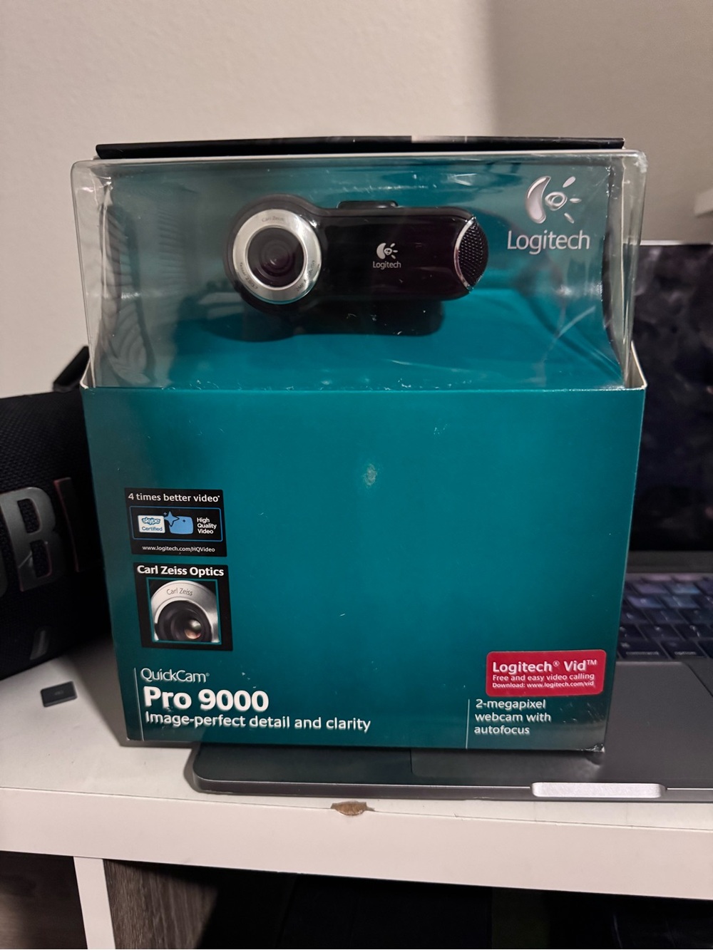 Logitech QuickCam Pro 9000 Black Camera NWT